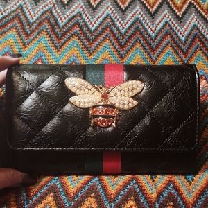Alba Black Quilted Wallet with Gold Bee Accent